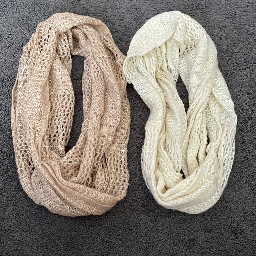 Infinity knit scarf set